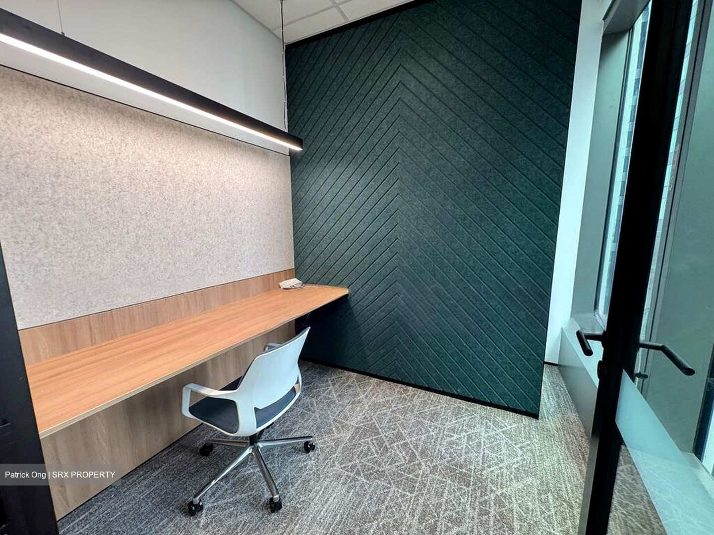 Central Boulevard (D1), Office #522182661